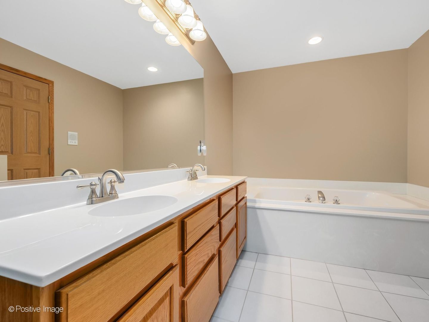 Glen Ellyn, IL 60137