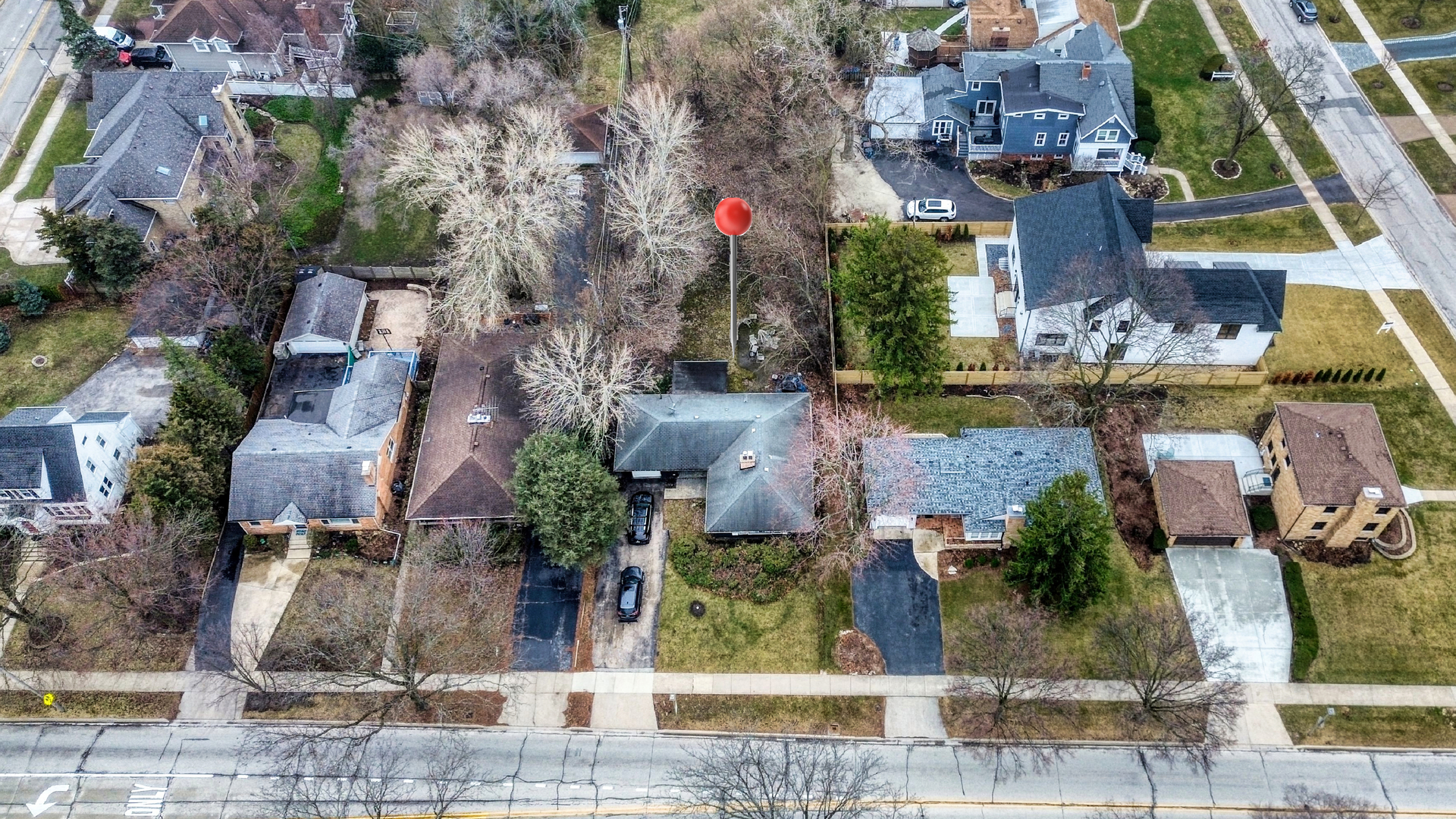 270 E Saint Charles Road, Elmhurst, IL 60126