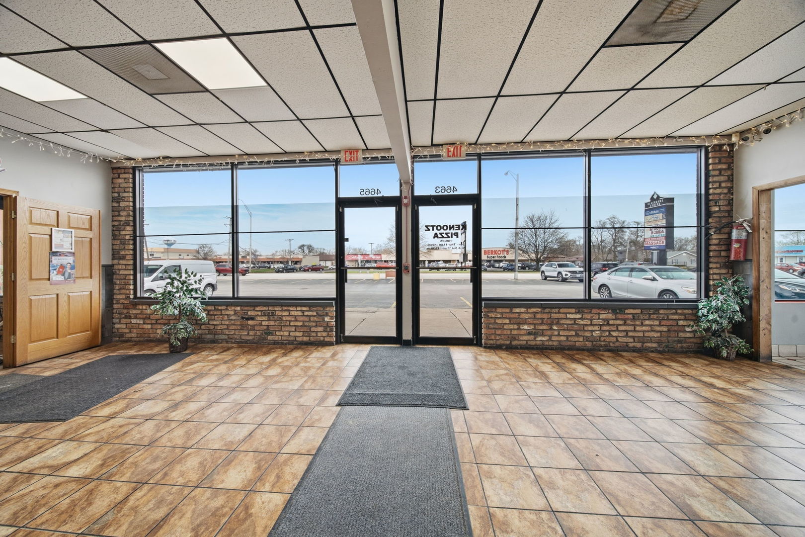 4663 147th Street #4663-4667, Midlothian, IL 60445