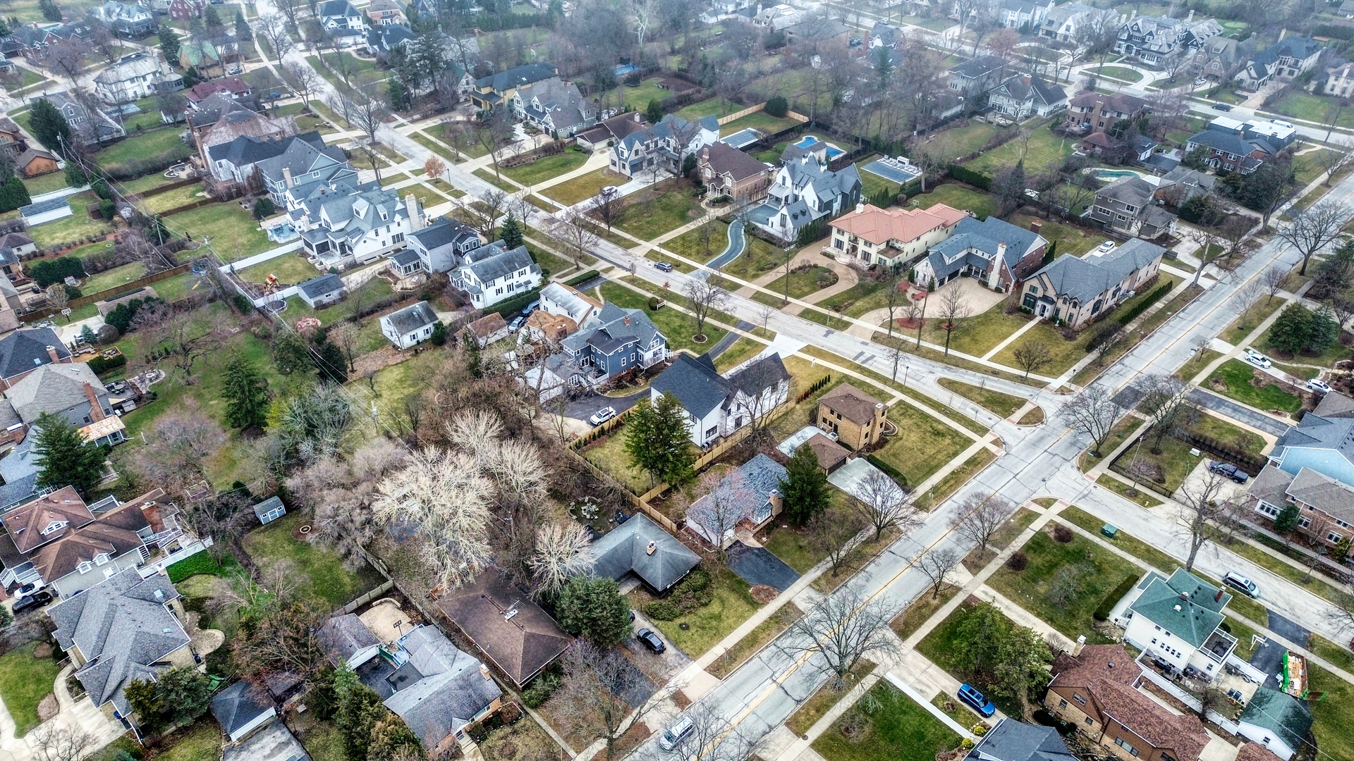 270 E Saint Charles Road, Elmhurst, IL 60126