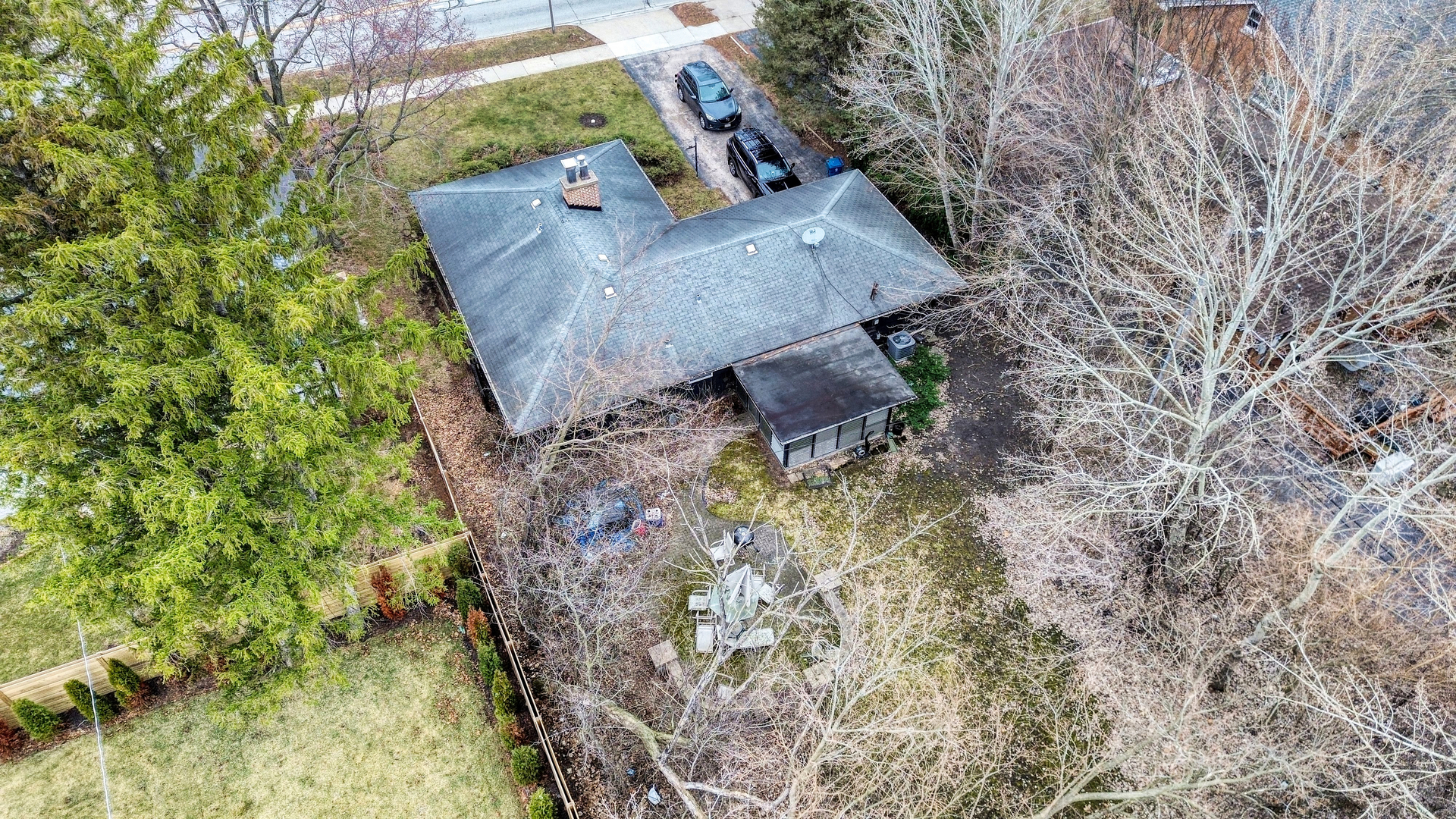 270 E Saint Charles Road, Elmhurst, IL 60126