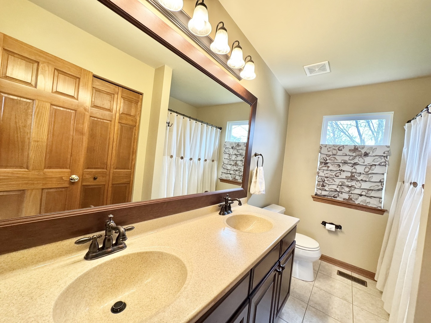 1764 Tallmeadow Drive, DeKalb, IL 60115