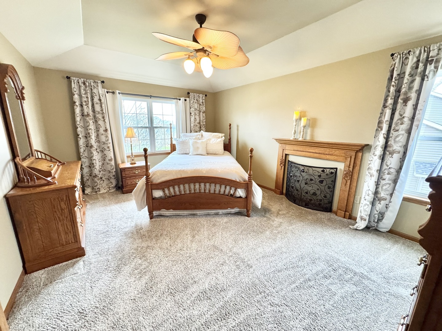 1764 Tallmeadow Drive, DeKalb, IL 60115