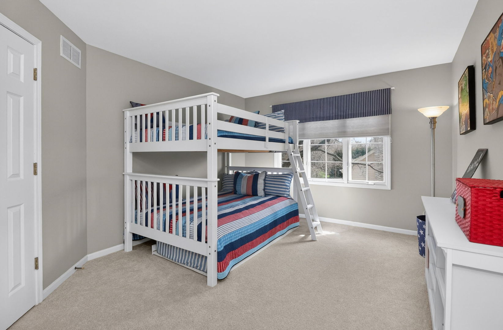 915 Rock Spring Road, Naperville, IL 60565