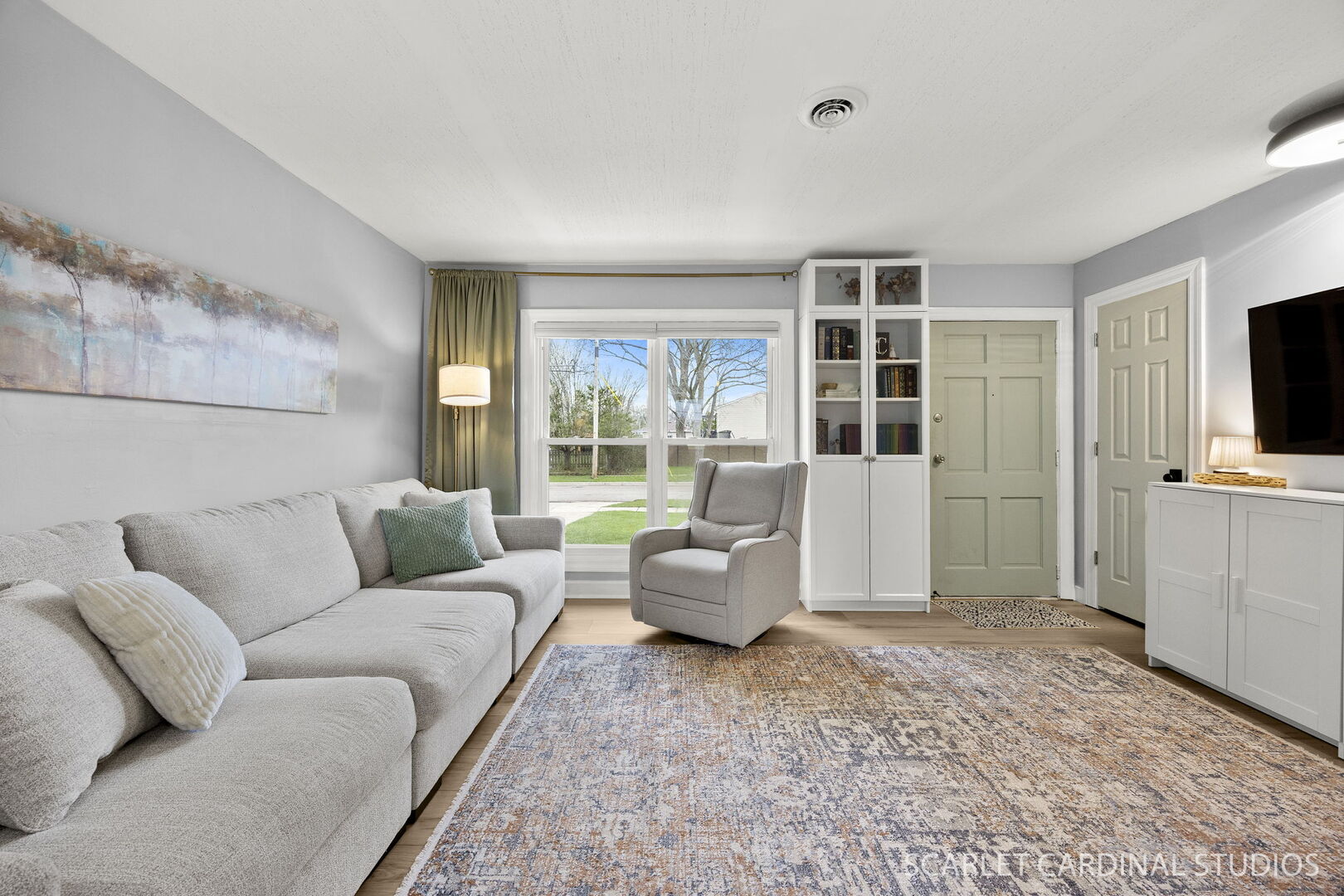 801 Sunset Circle, Streamwood, IL 60107