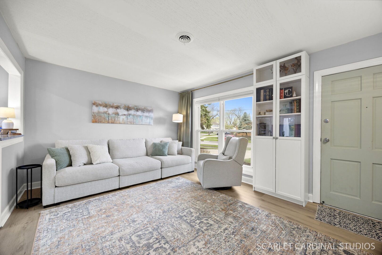 801 Sunset Circle, Streamwood, IL 60107