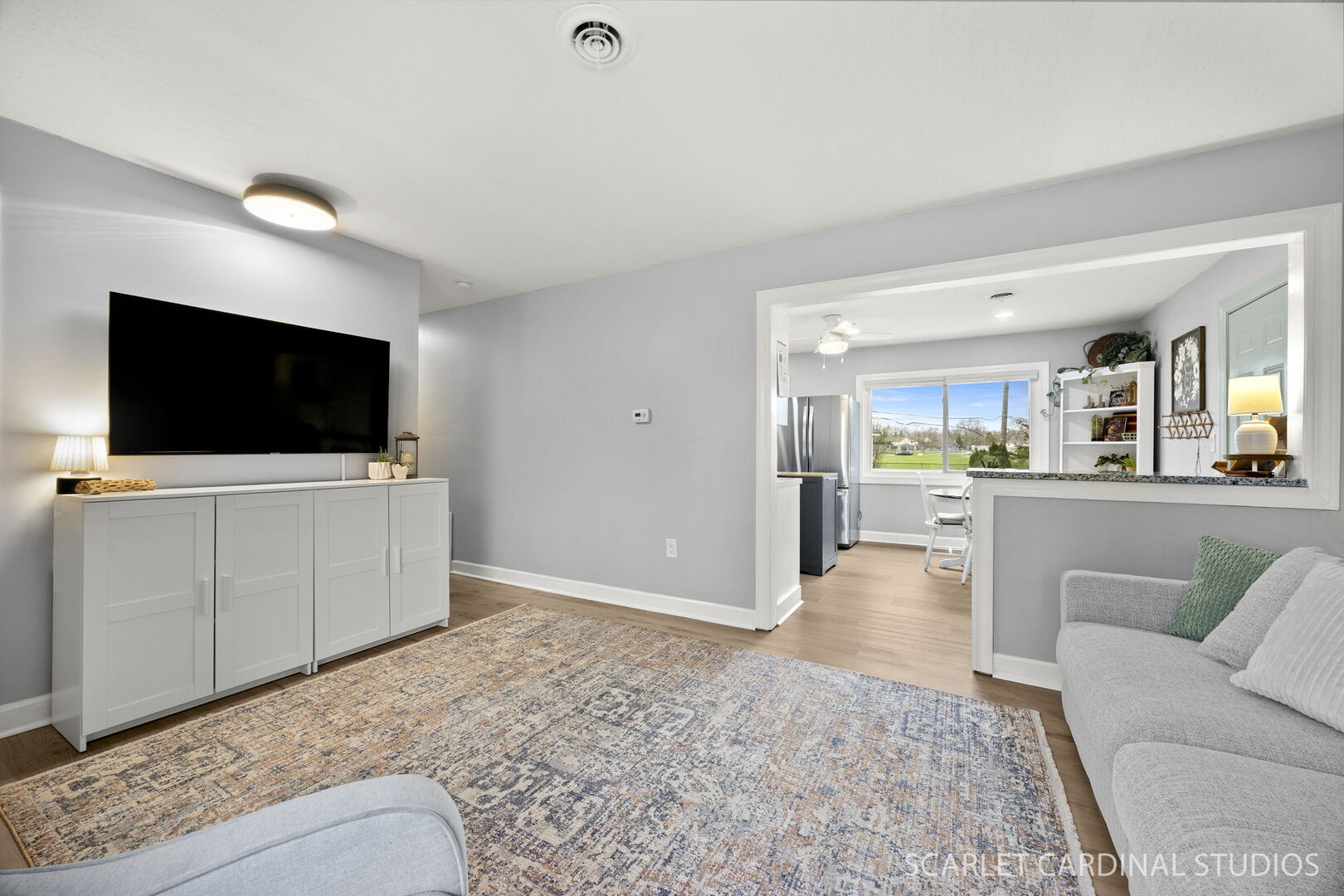 801 Sunset Circle, Streamwood, IL 60107