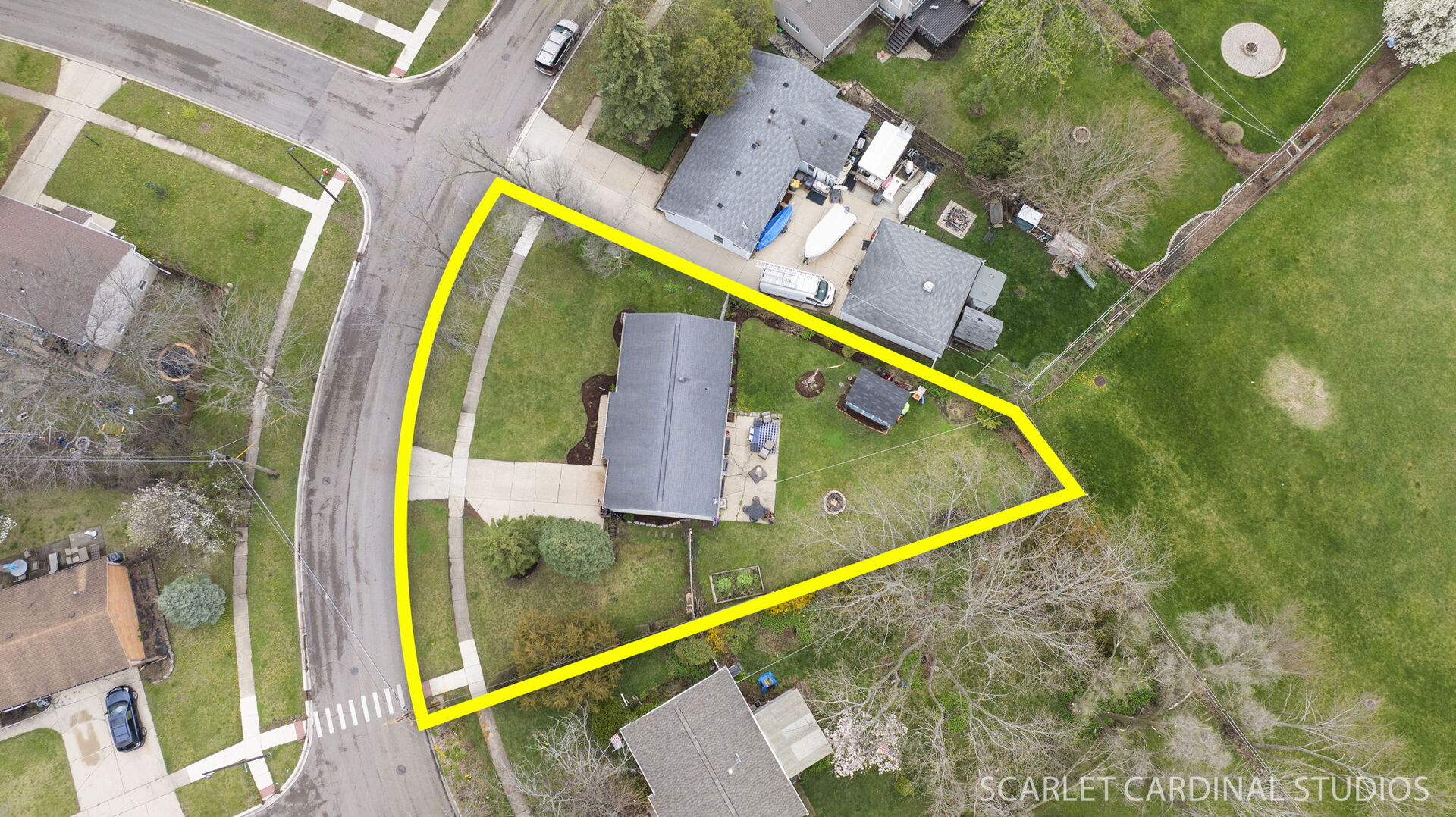 801 Sunset Circle, Streamwood, IL 60107