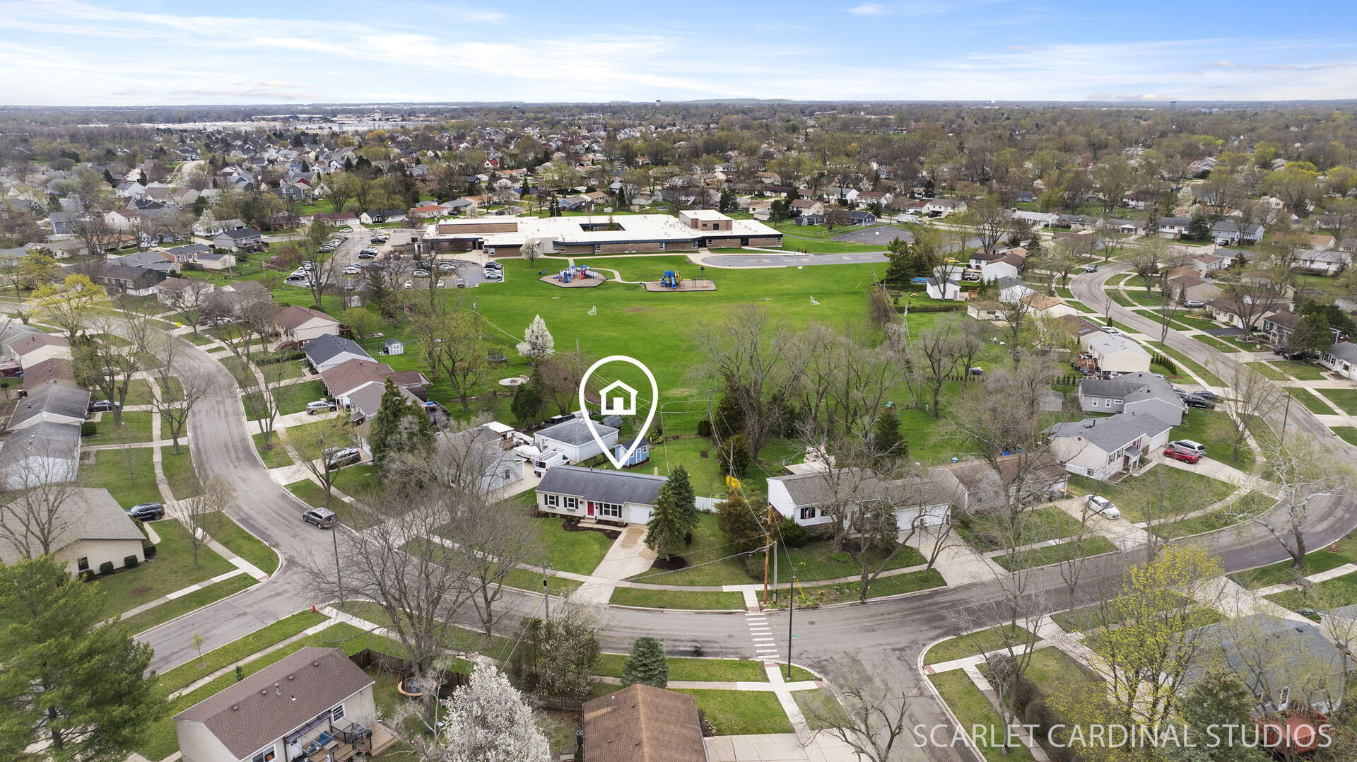 801 Sunset Circle, Streamwood, IL 60107