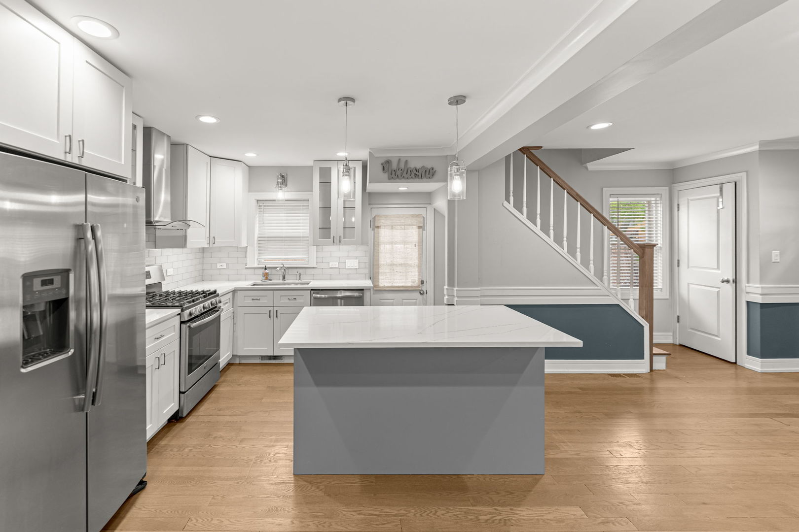 7805 W Balmoral Avenue, Chicago, IL 60656