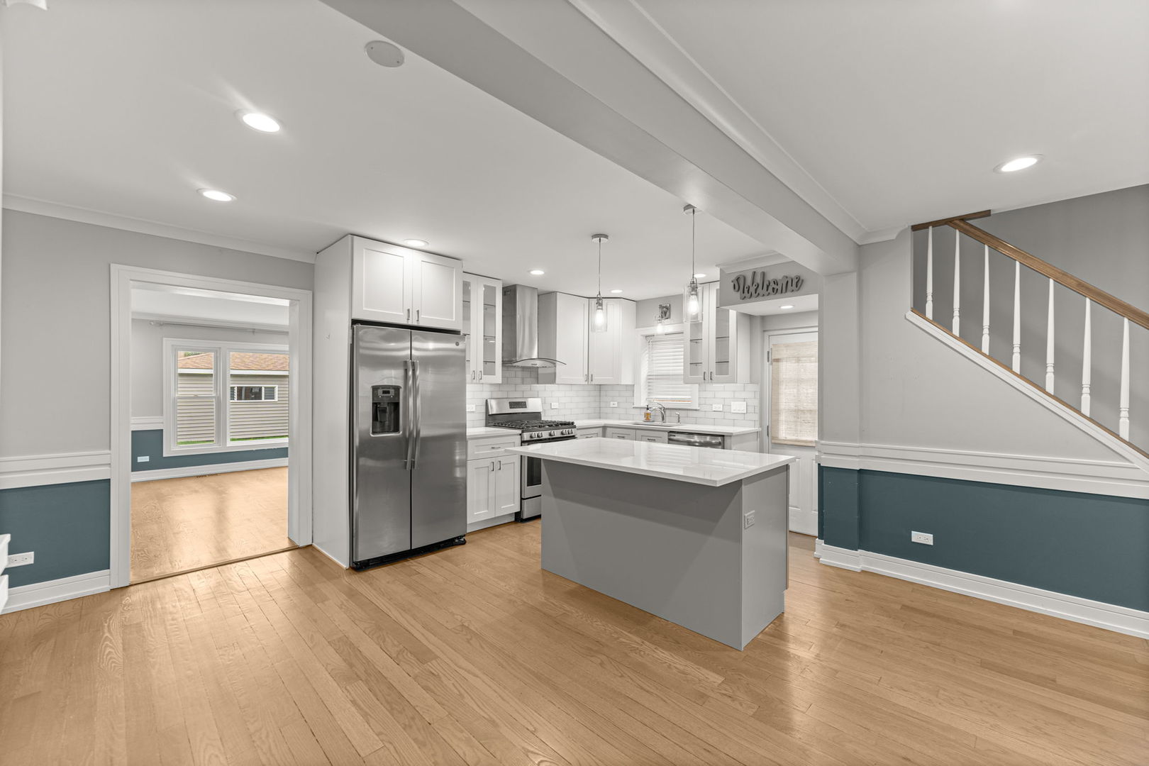 7805 W Balmoral Avenue, Chicago, IL 60656