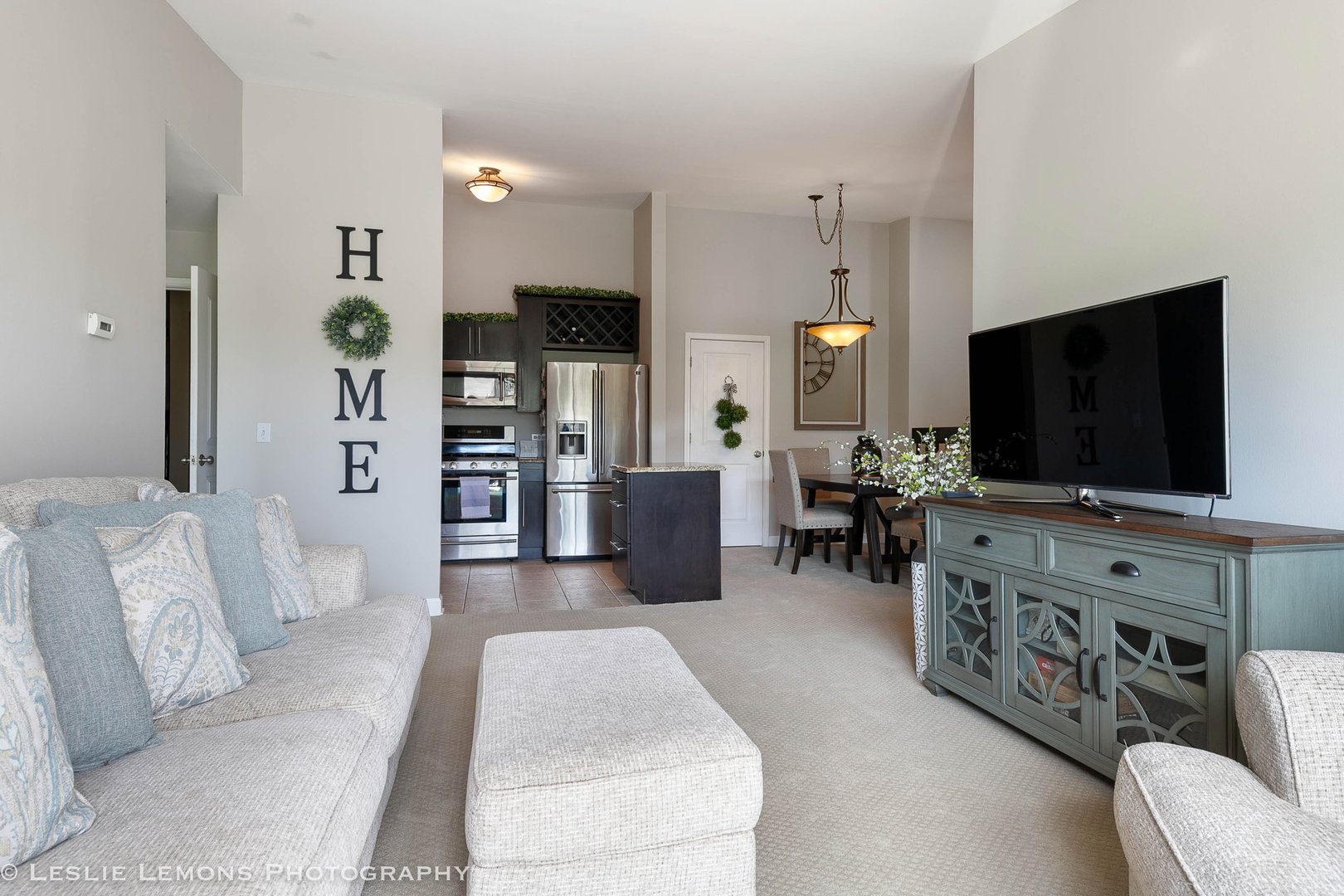 1316 McDowell Road #203, Naperville, IL 60563