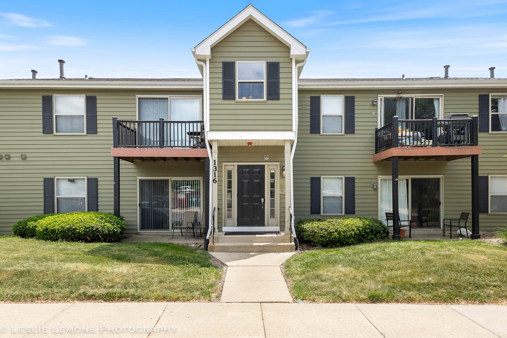 1316 McDowell Road #203, Naperville, IL 60563