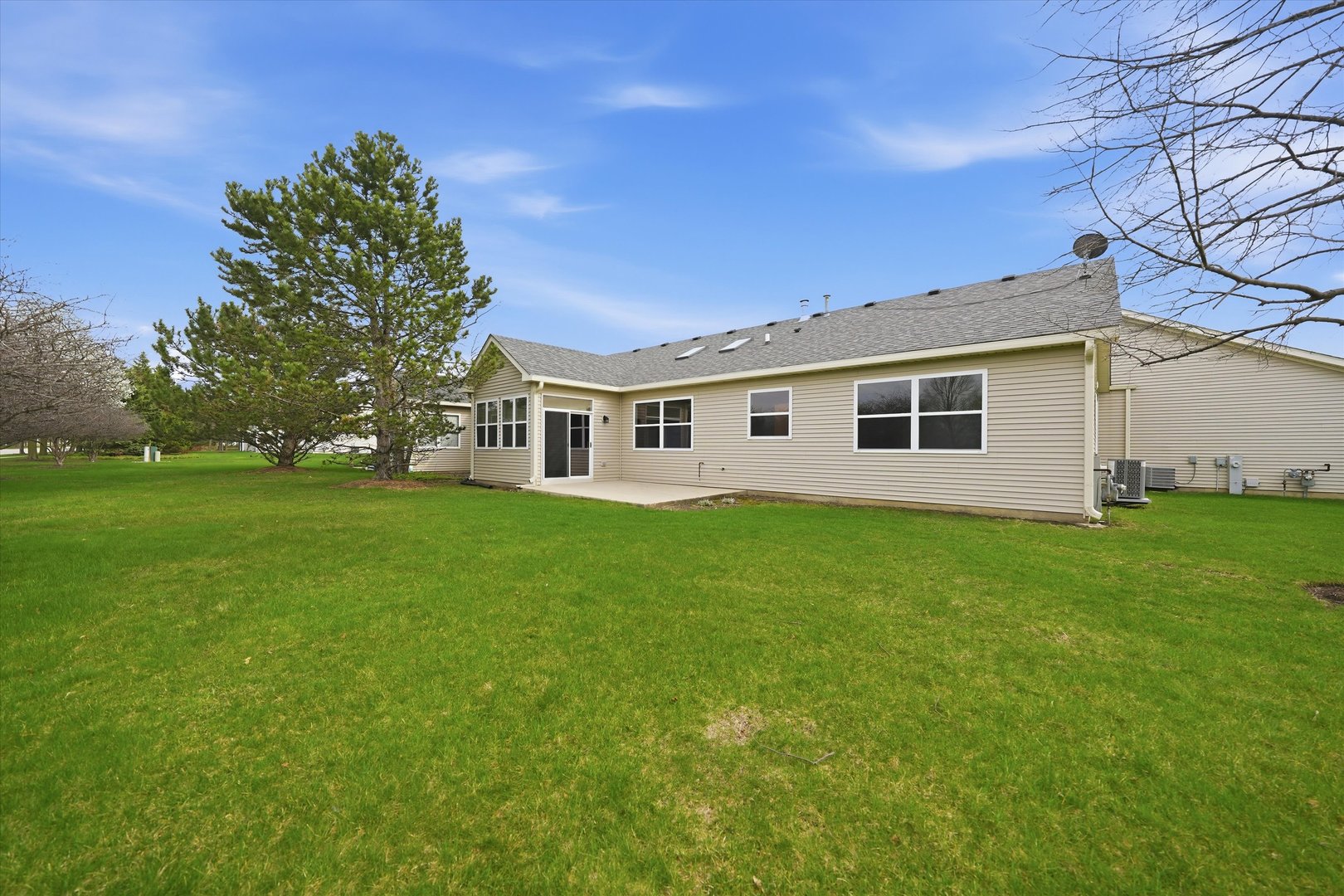 646 S Cadillac Circle, Romeoville, IL 60446