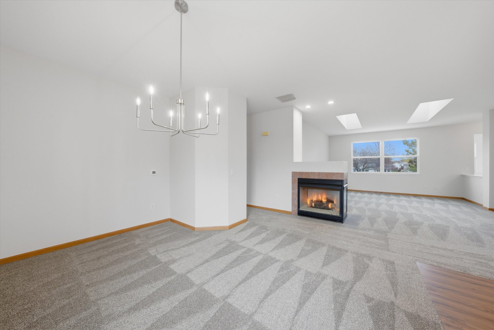 646 S Cadillac Circle, Romeoville, IL 60446