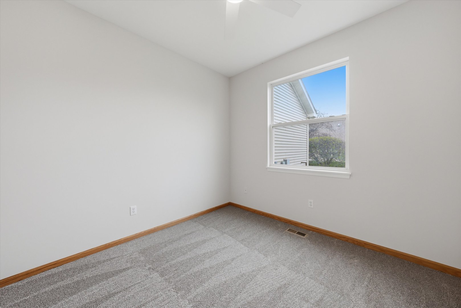 646 S Cadillac Circle, Romeoville, IL 60446