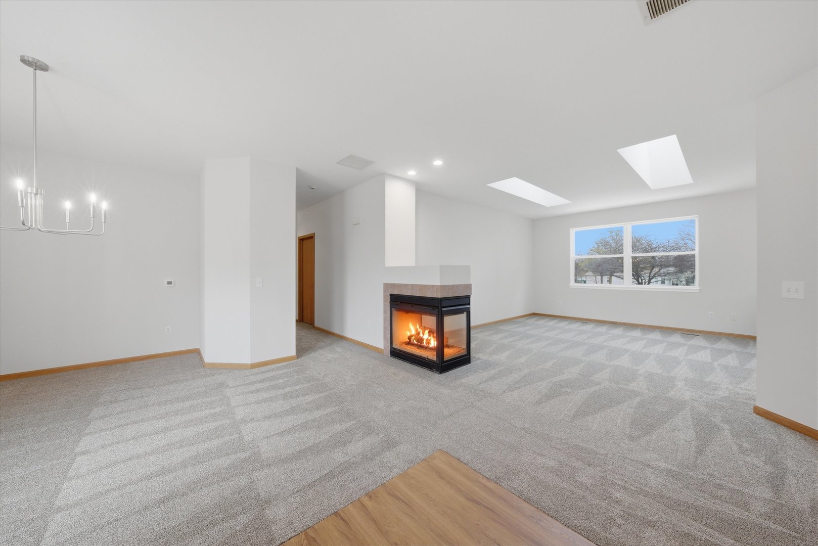 646 S Cadillac Circle, Romeoville, IL 60446