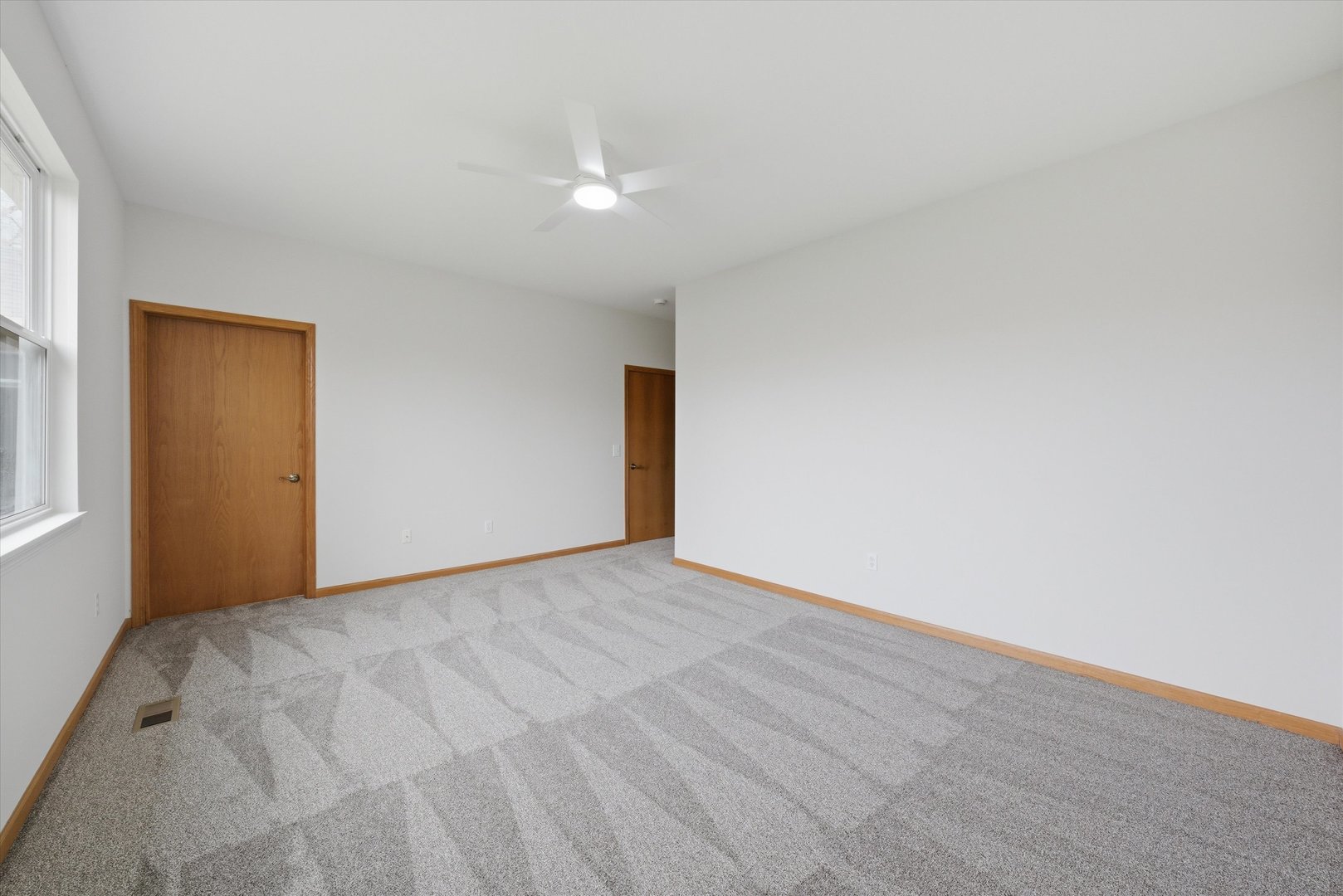 646 S Cadillac Circle, Romeoville, IL 60446