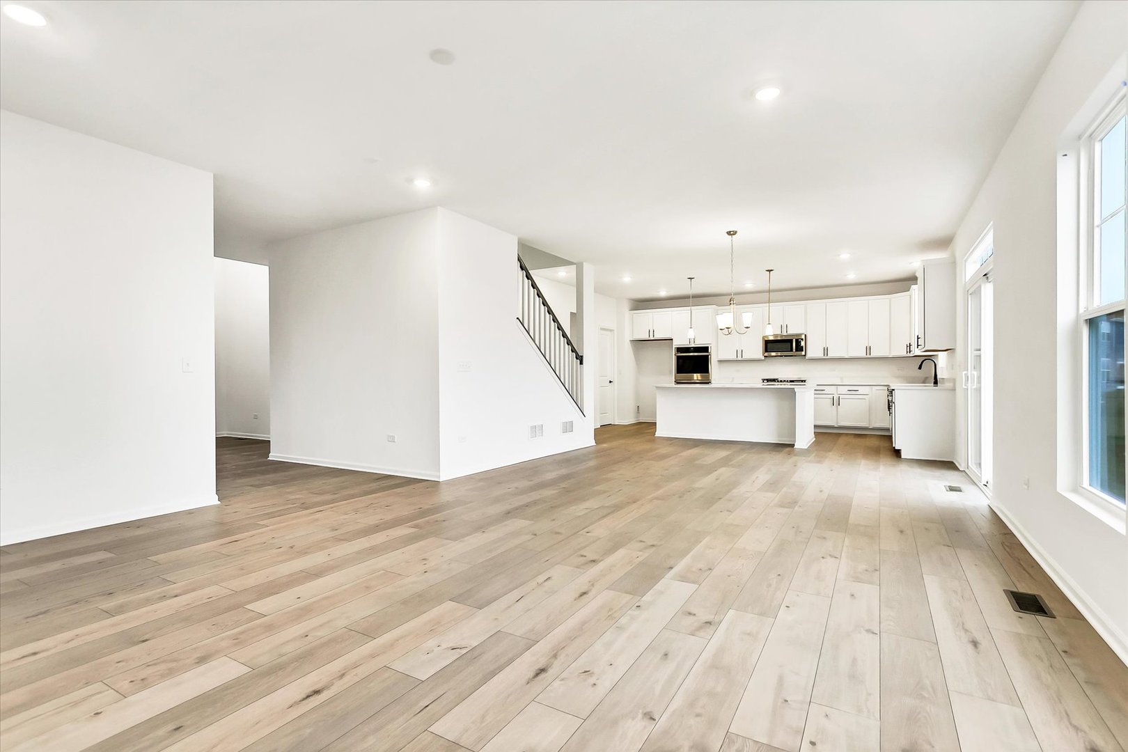 10852 Chadsey Road, Huntley, IL 60142