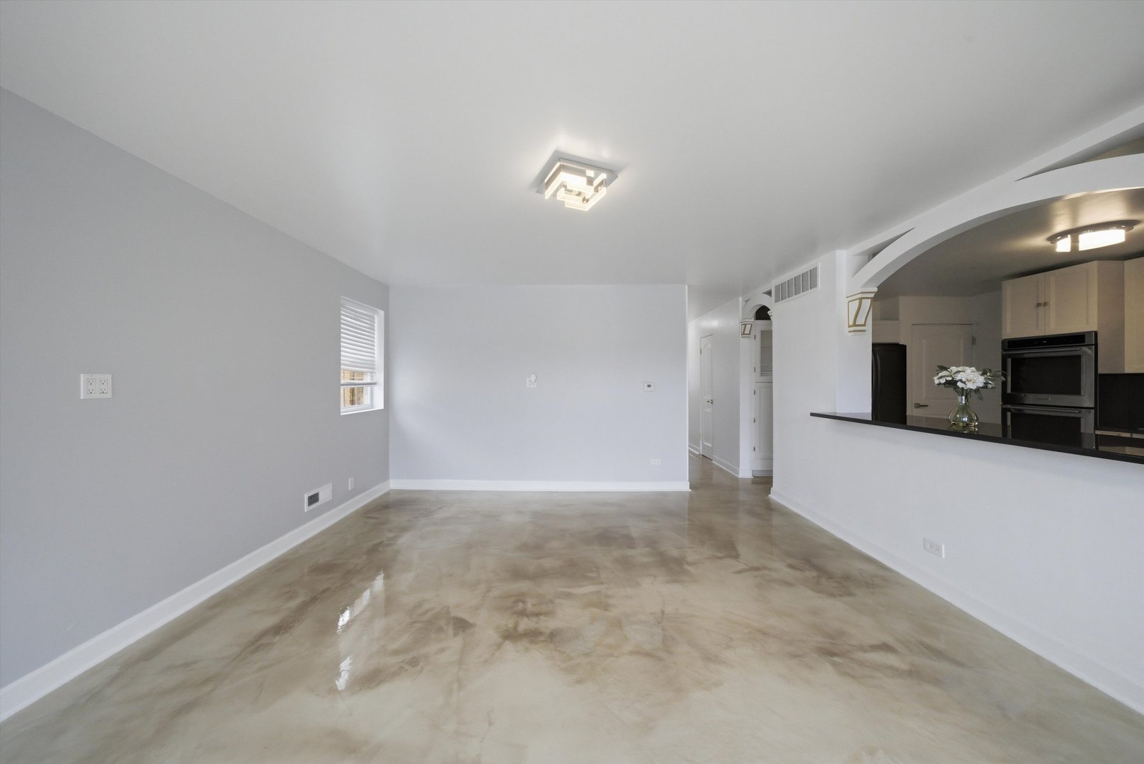 3853 W 83rd Place, Chicago, IL 60652