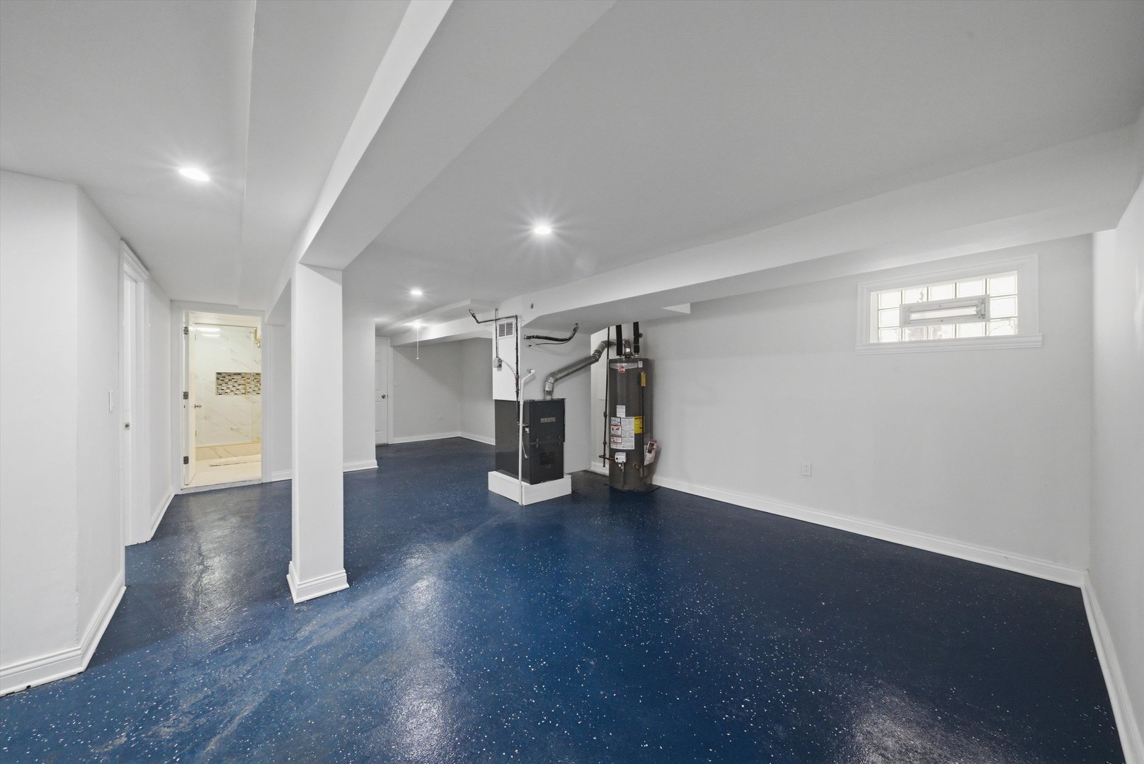 3853 W 83rd Place, Chicago, IL 60652