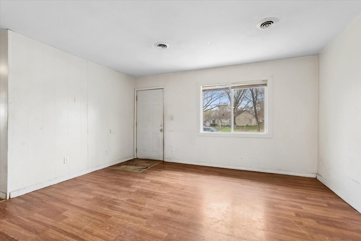 2117 217th Street, Sauk Village, IL 60411