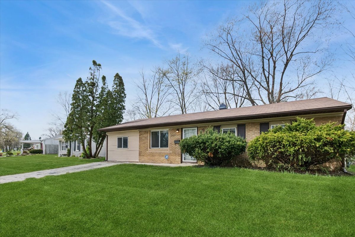2117 217th Street, Sauk Village, IL 60411