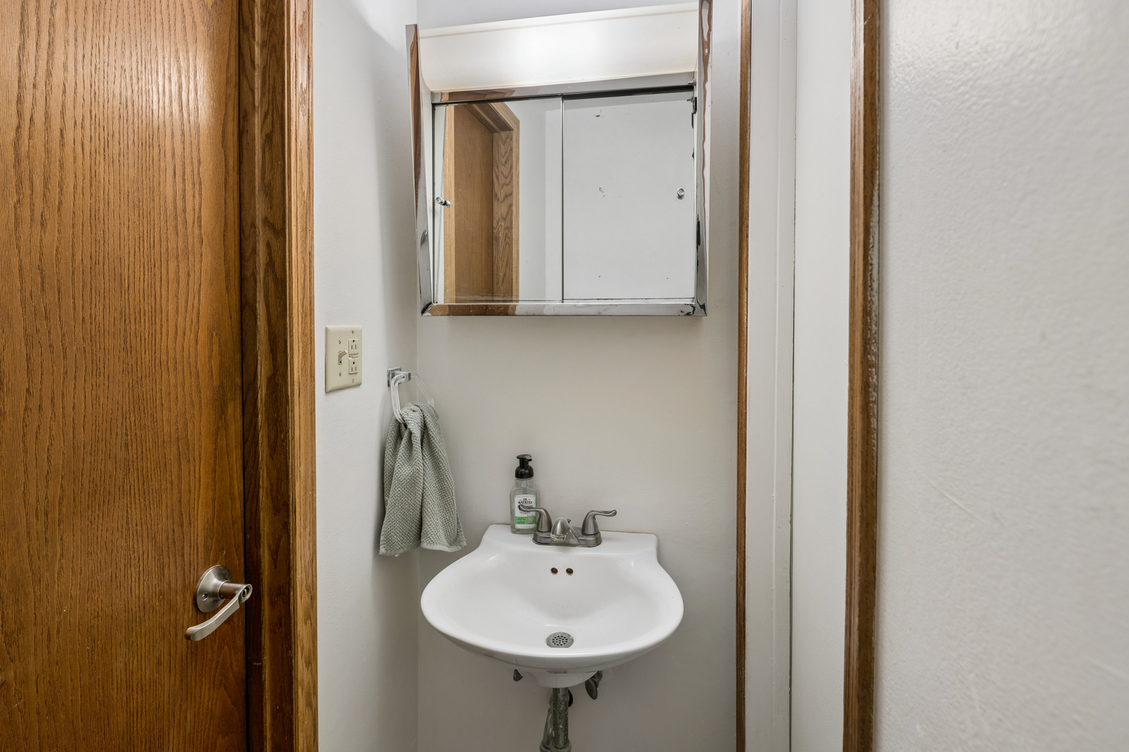 Crest Hill, IL 60403