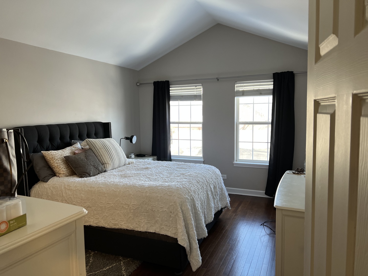 2004 N SILVER LAKE Road, Arlington Heights, IL 60004