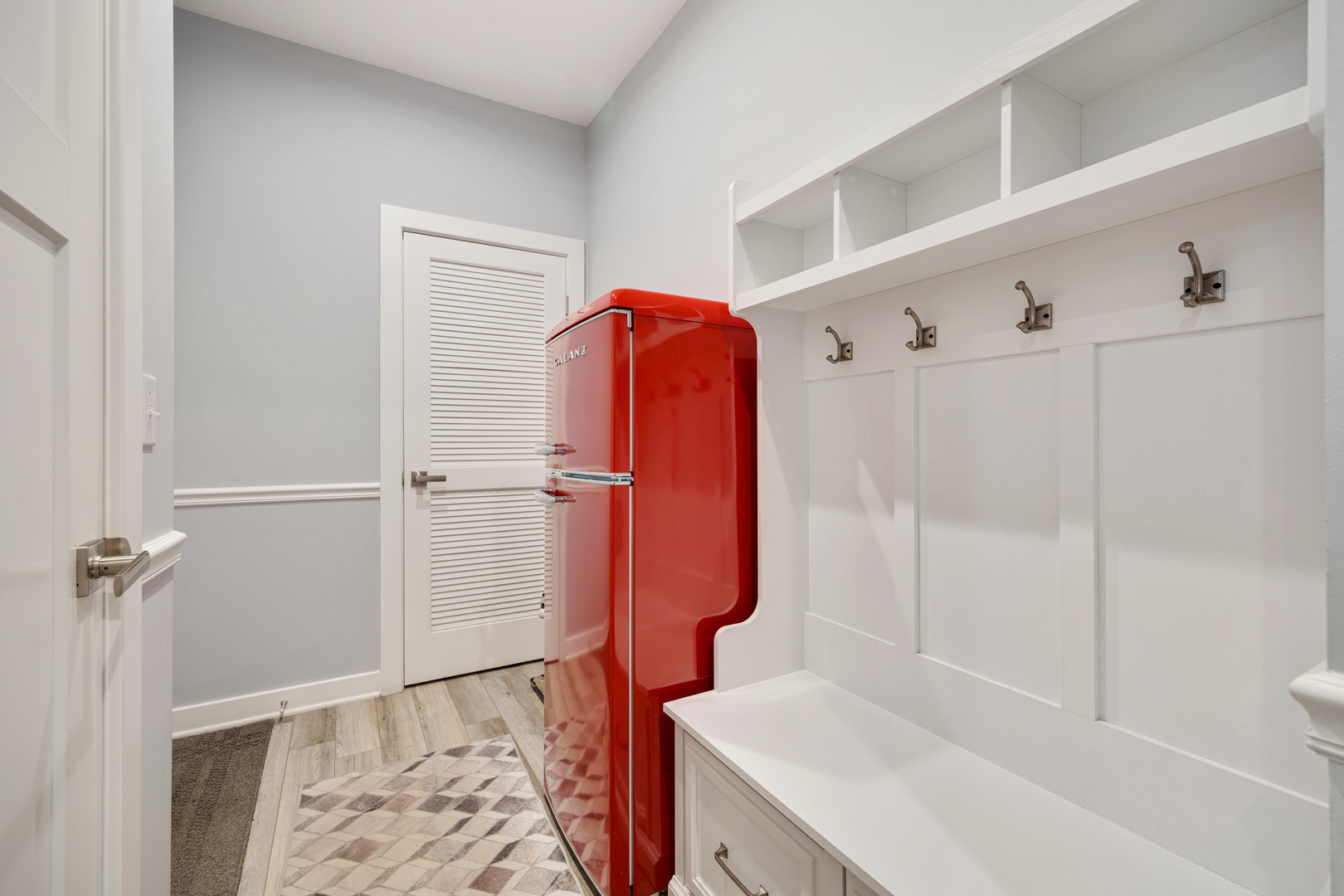 3650 Reddington Circle, Elgin, IL 60124