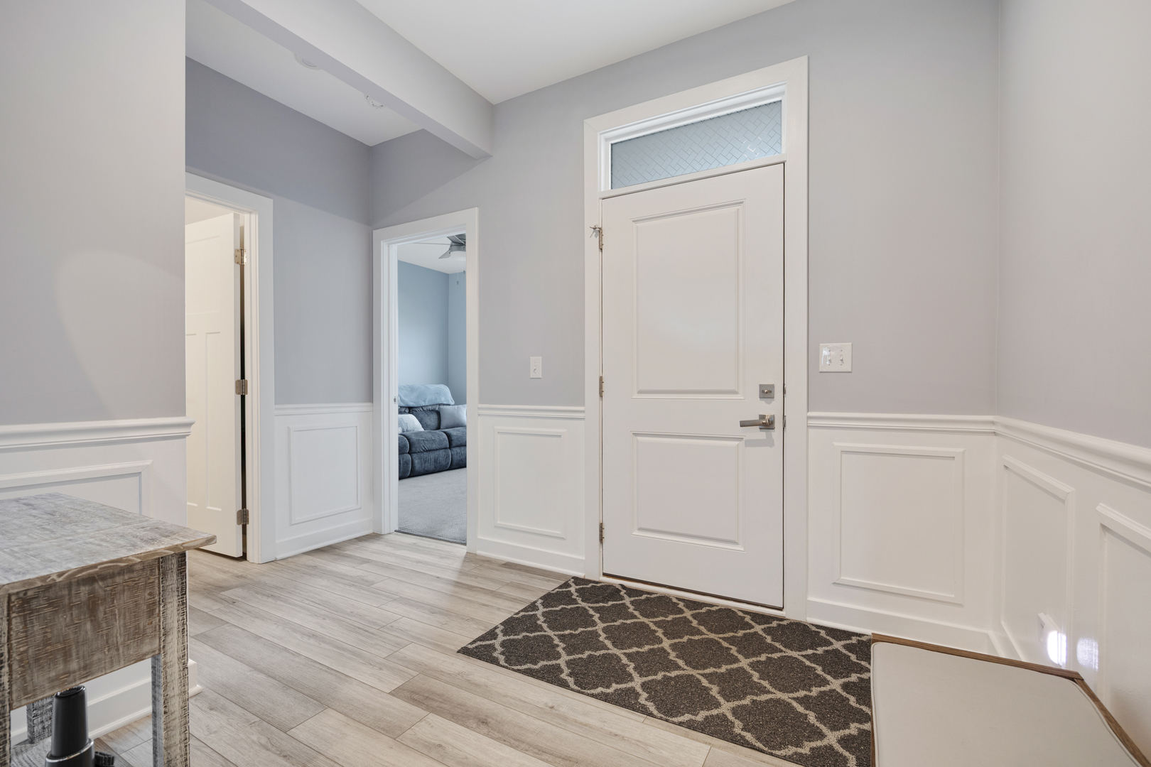 3650 Reddington Circle, Elgin, IL 60124