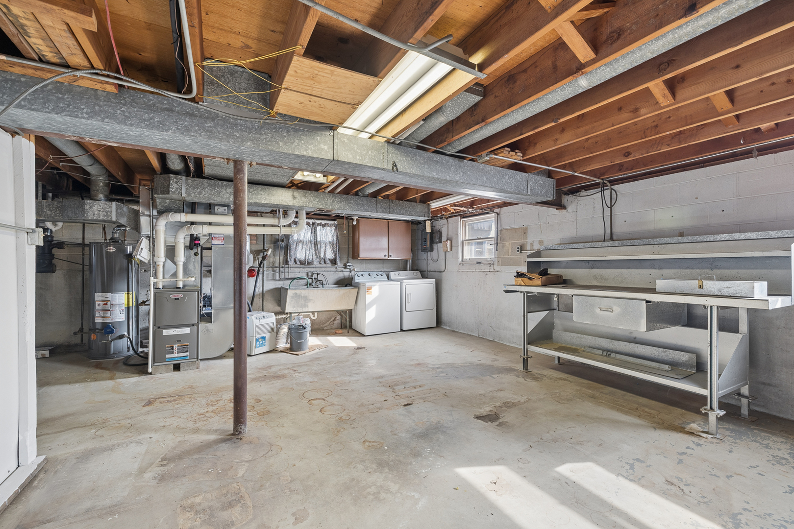 7737 Odell Avenue, Bridgeview, IL 60455