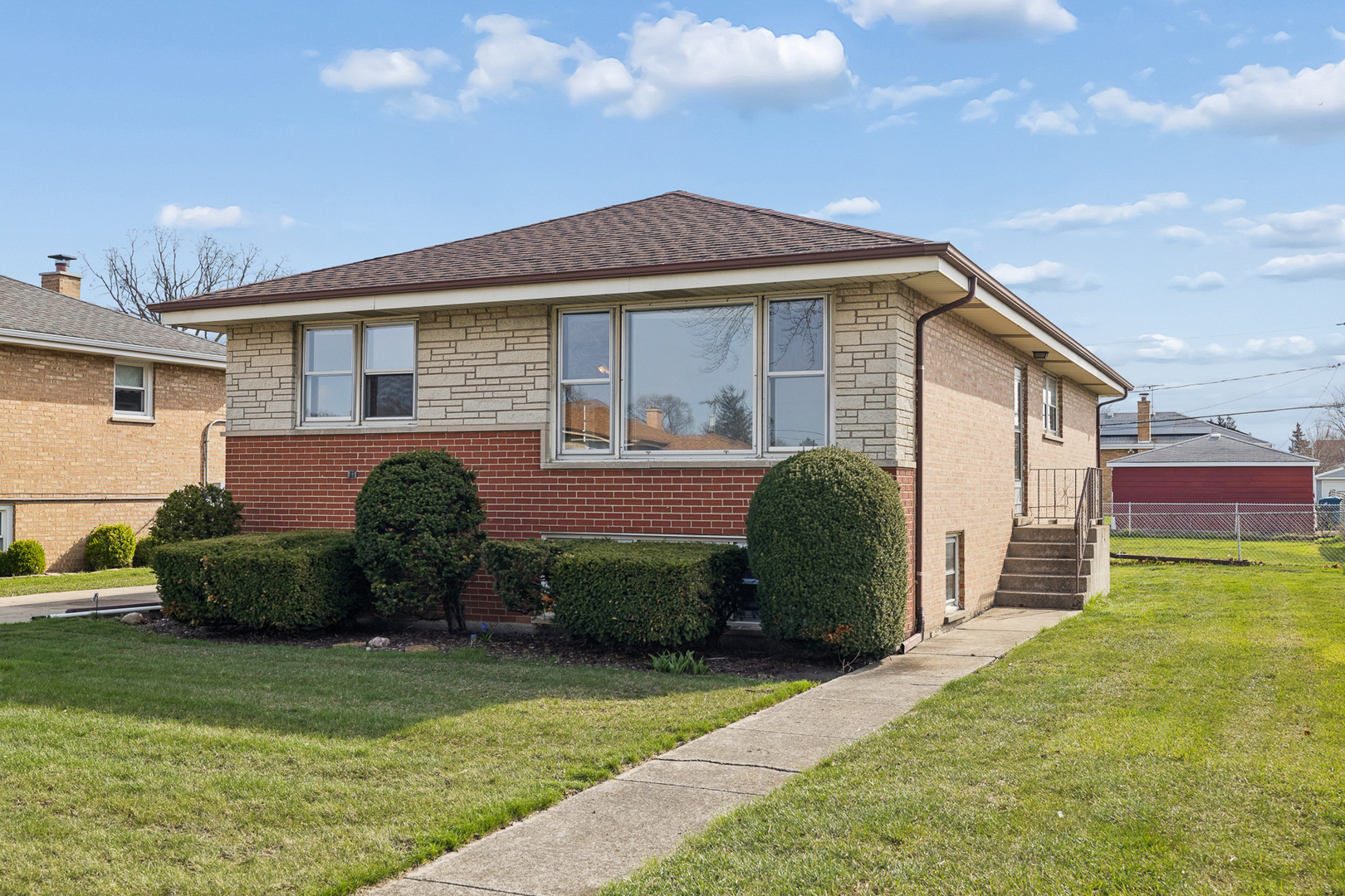 7737 Odell Avenue, Bridgeview, IL 60455