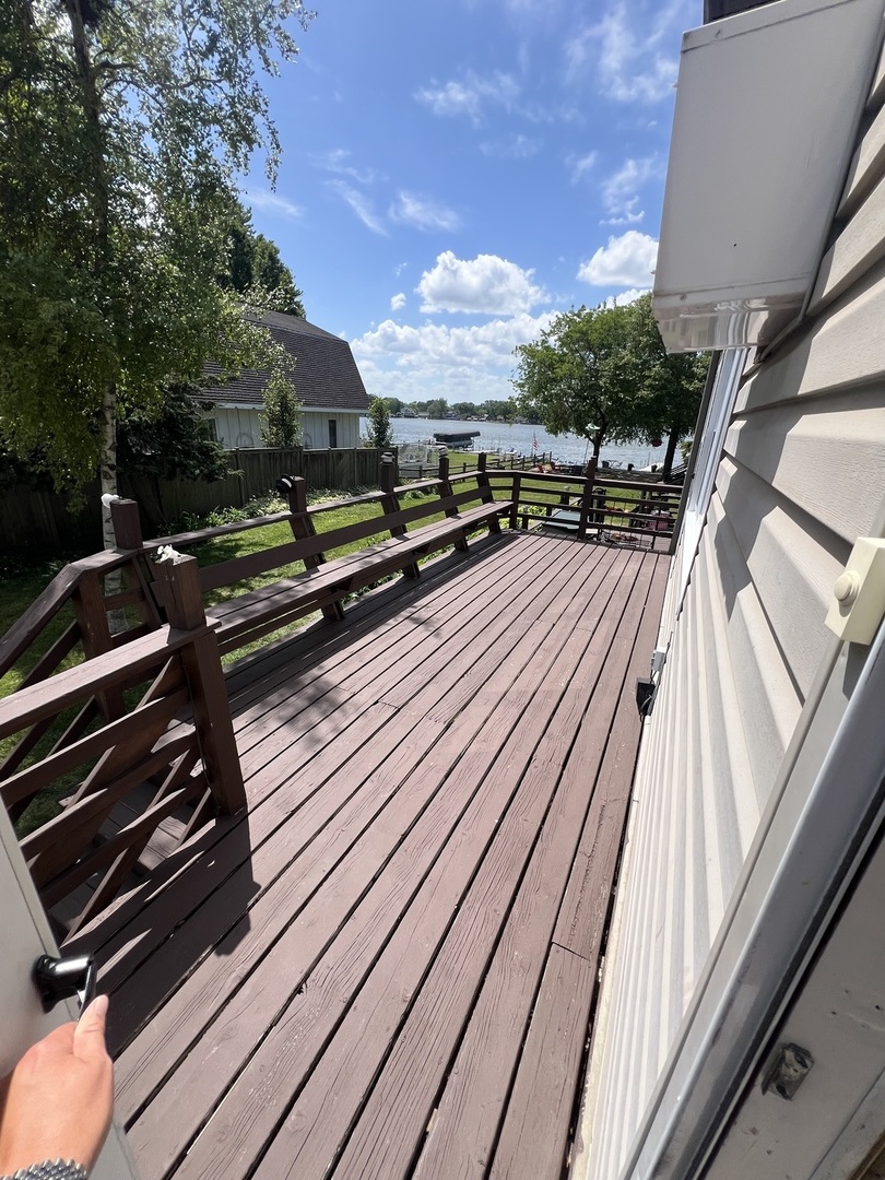 46 N Lake Avenue #2S, Fox Lake, IL 60020