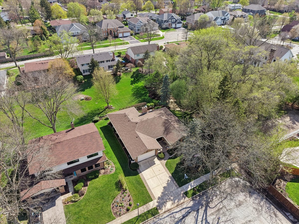 897 W Kelly Ann Drive, Palatine, IL 60067