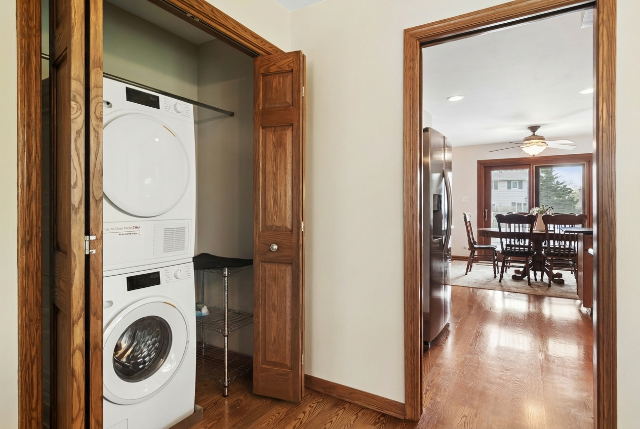 897 W Kelly Ann Drive, Palatine, IL 60067