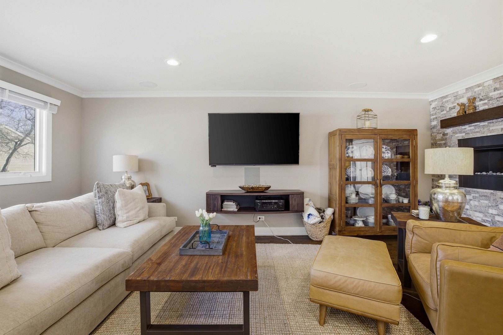 2105 Timber Lane, Wheaton, IL 60189