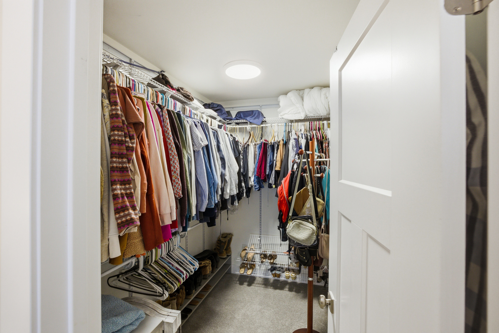 2105 Timber Lane, Wheaton, IL 60189