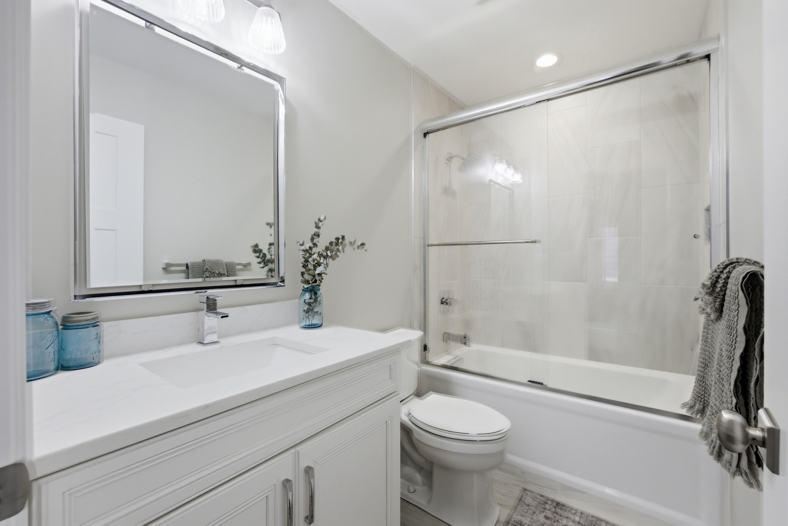 2105 Timber Lane, Wheaton, IL 60189