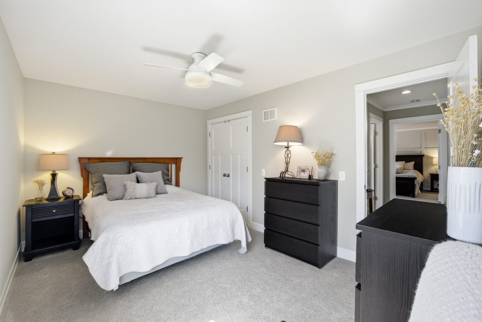 2105 Timber Lane, Wheaton, IL 60189