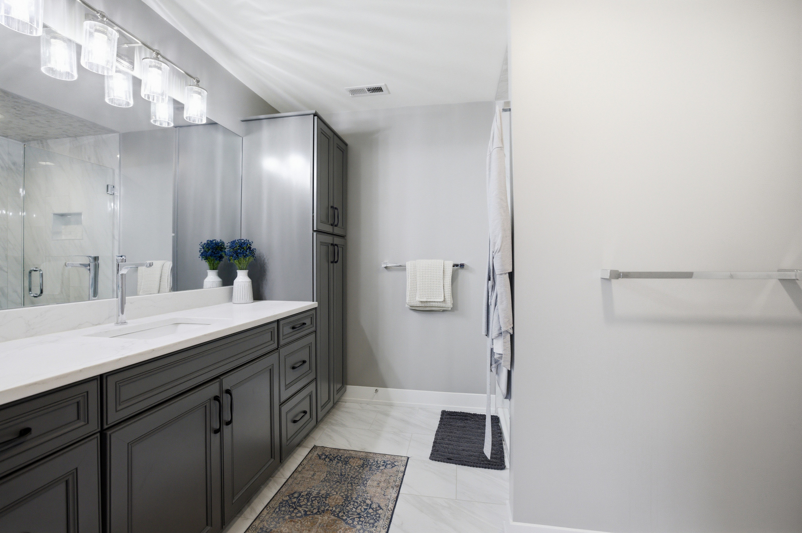 2105 Timber Lane, Wheaton, IL 60189