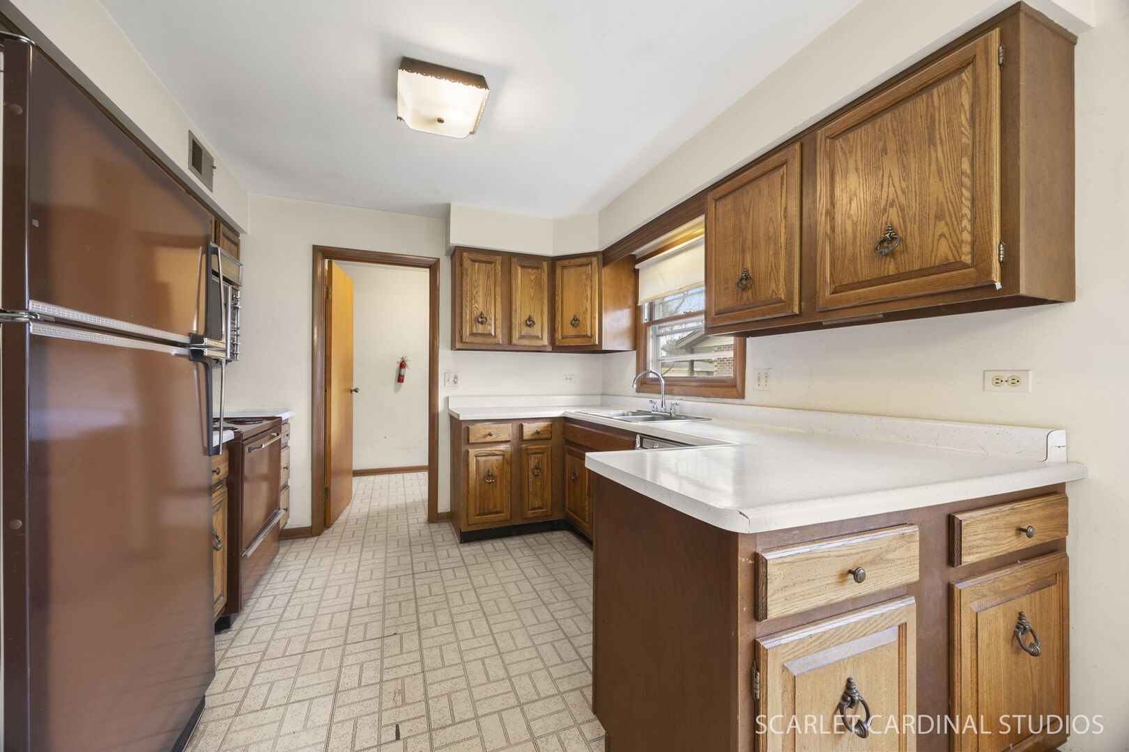 1110 S Fernandez Avenue, Arlington Heights, IL 60005