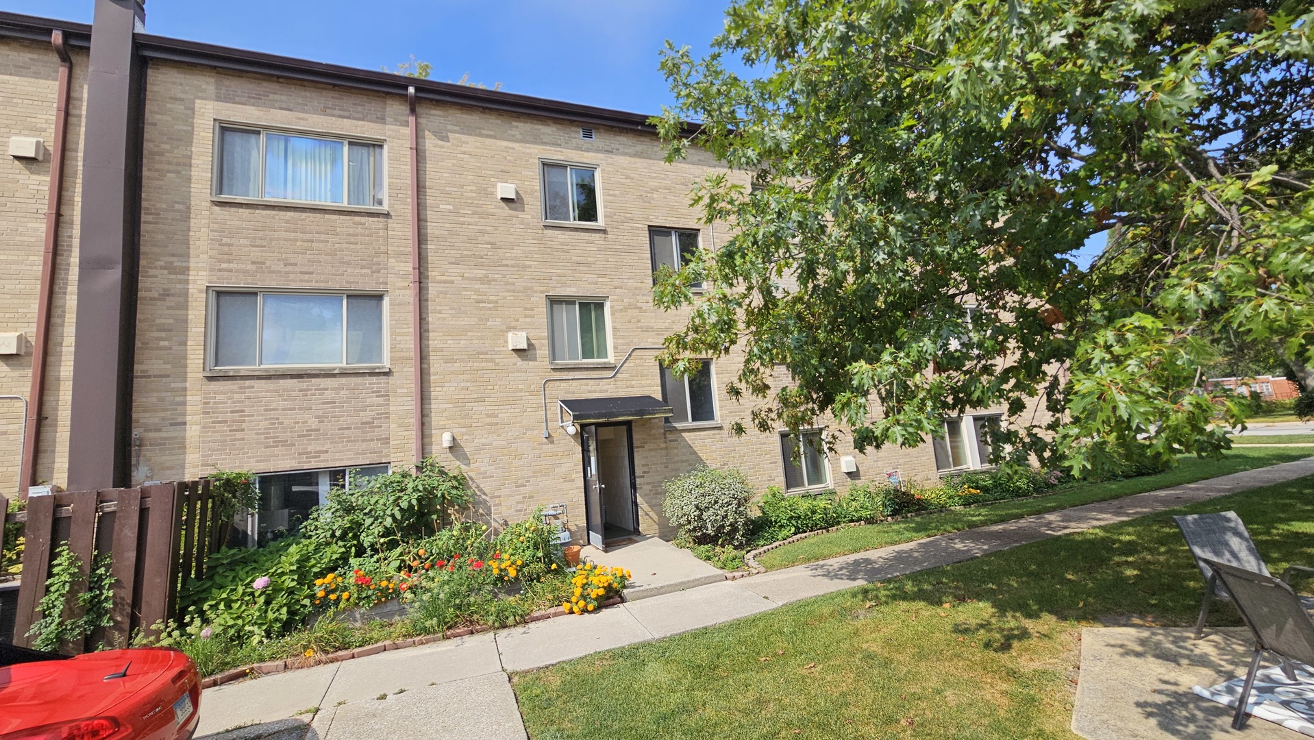 2640 Central Drive #1N, Flossmoor, IL 60422