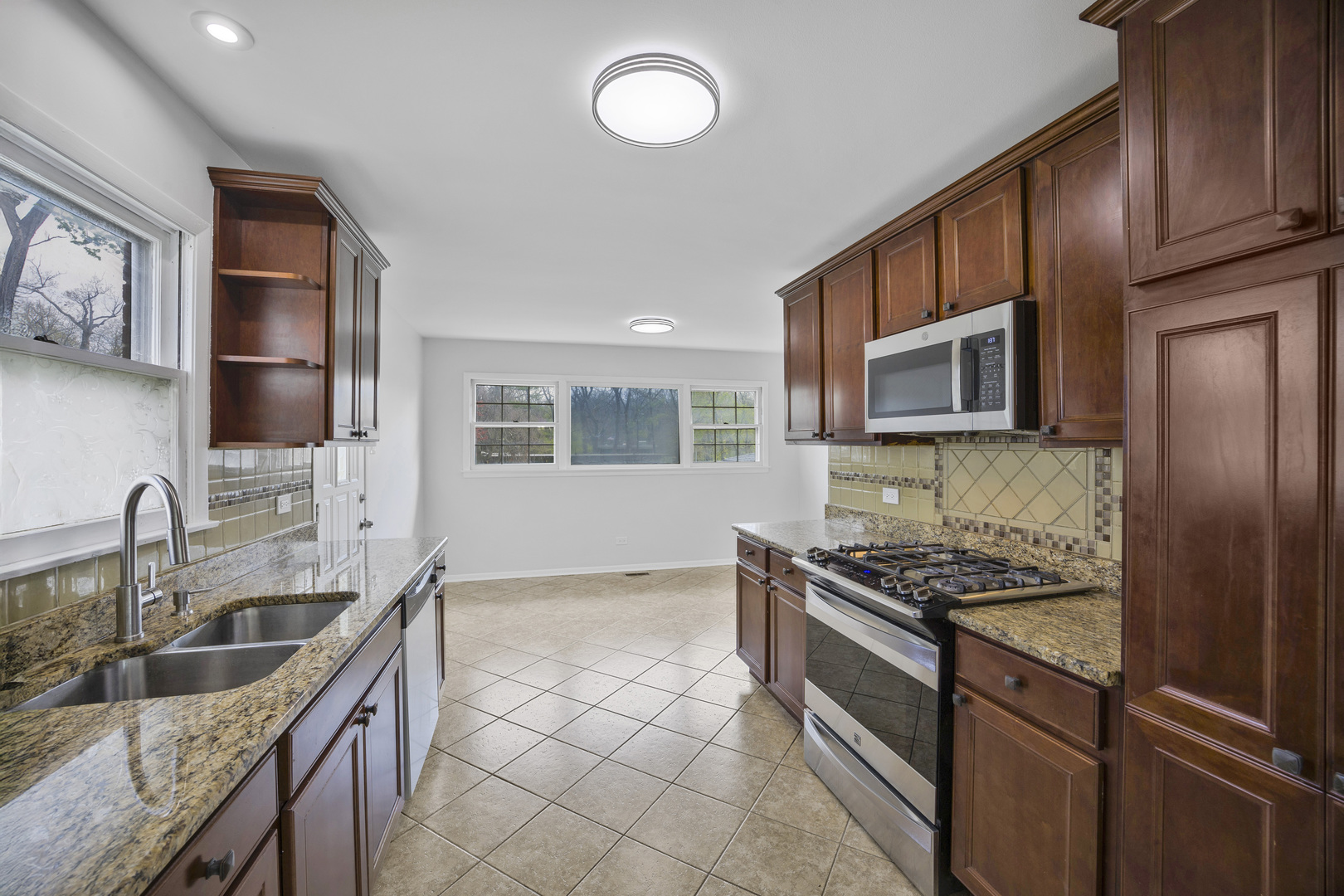 364 Osage Street, Park Forest, IL 60466