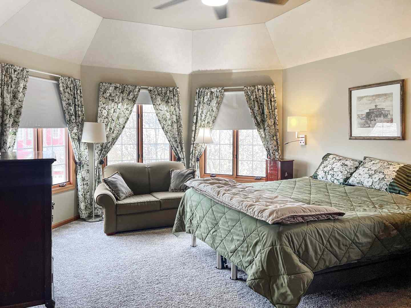 5426 N Kildare Avenue, Chicago, IL 60630