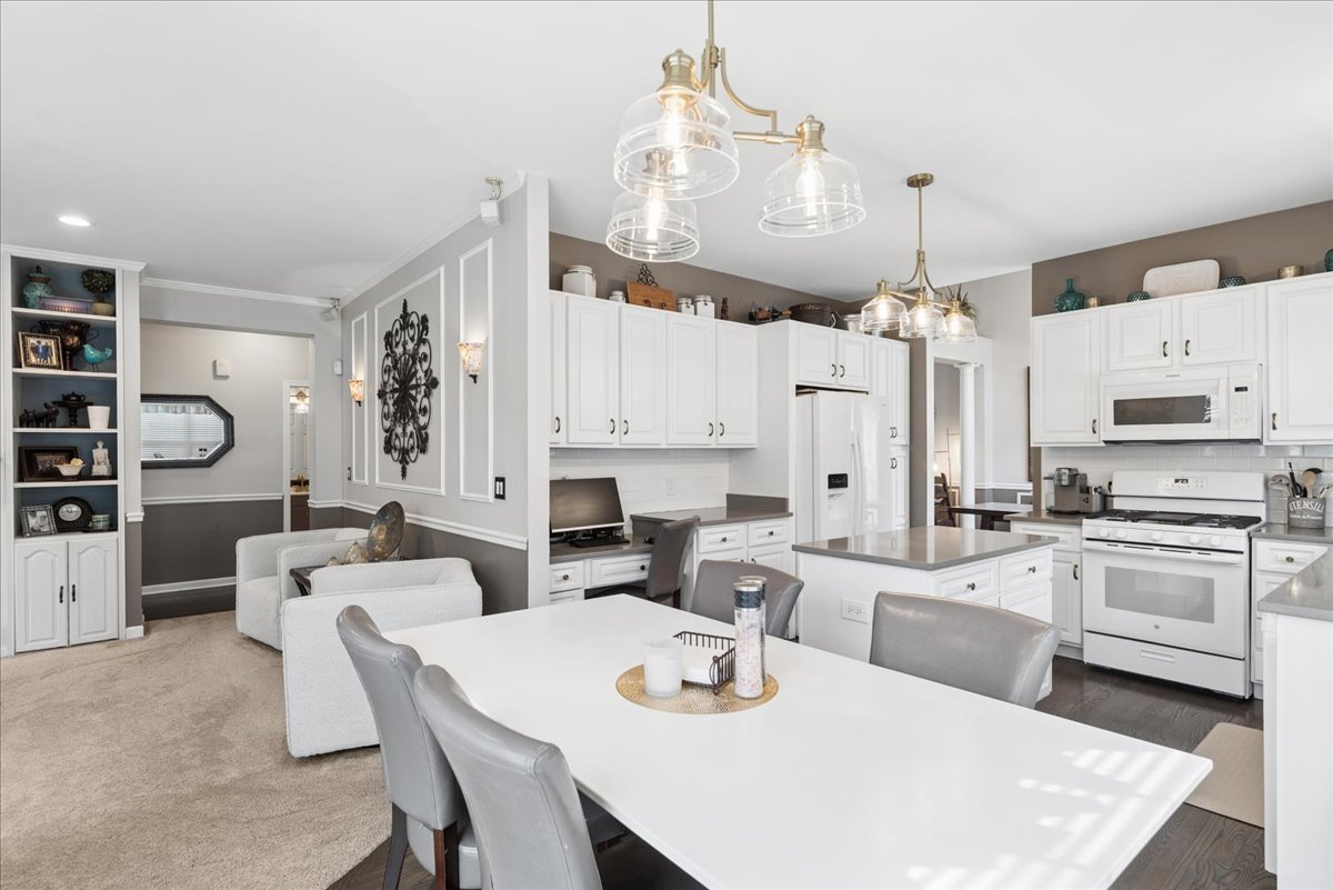 29676 N Environ Circle, Lake Bluff, IL 60044