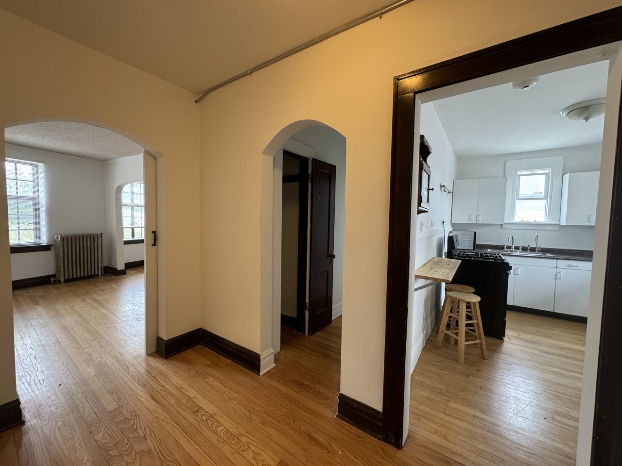 28w573 Stafford Place #5, Warrenville, IL 60555