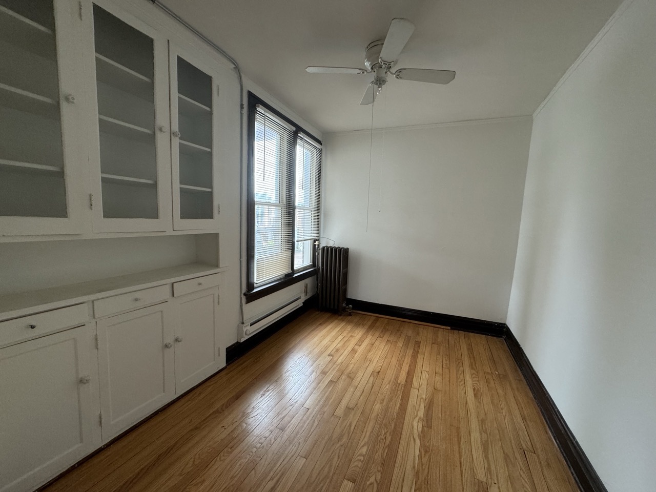 28w573 Stafford Place #5, Warrenville, IL 60555