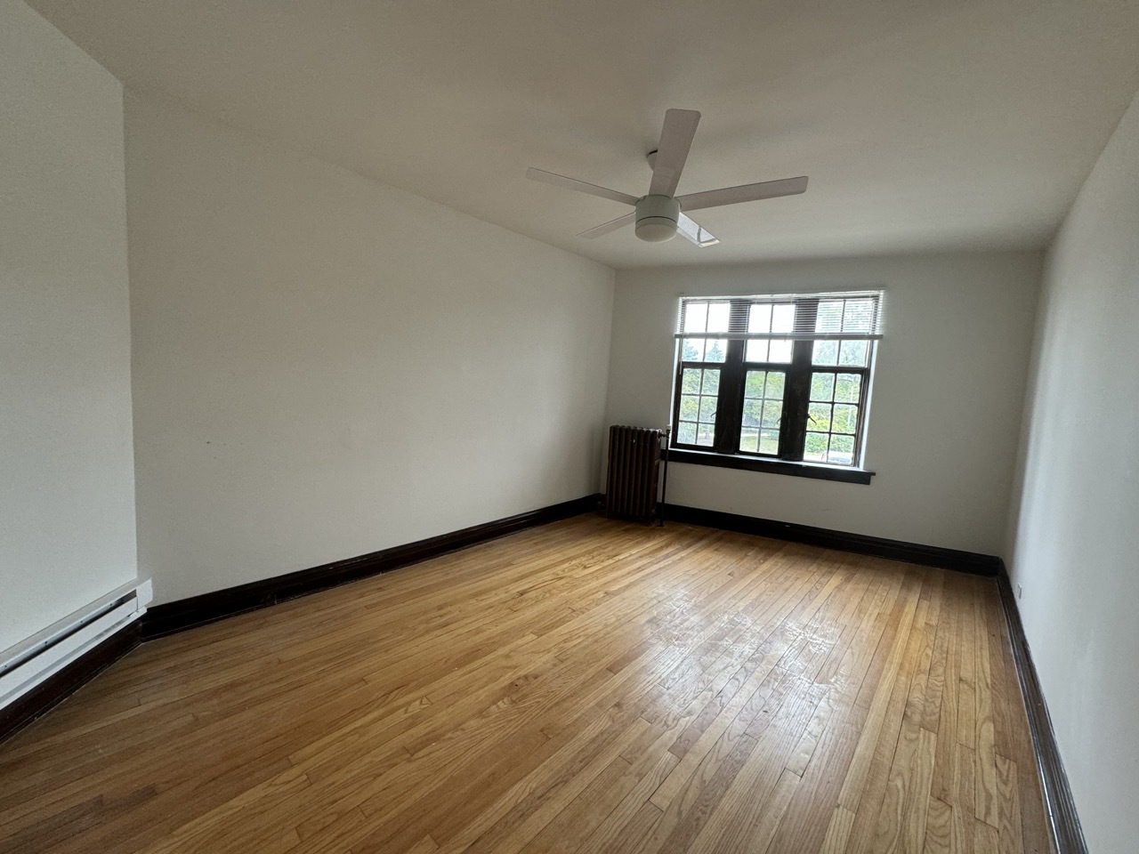 28w573 Stafford Place #5, Warrenville, IL 60555