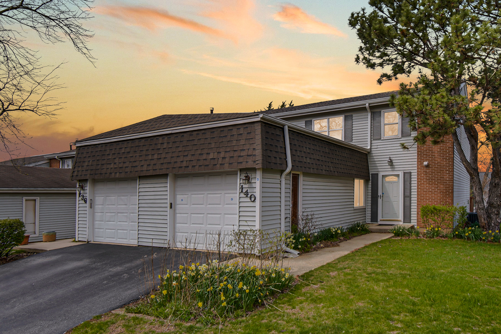 140 Leslie Lane, Bolingbrook, IL 60440